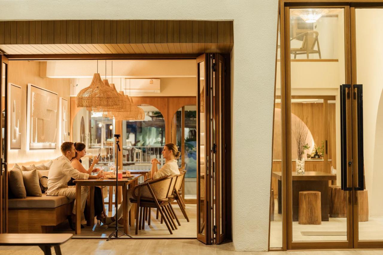Tasana Bar And Luxury Resort Ko Lan Eksteriør bilde