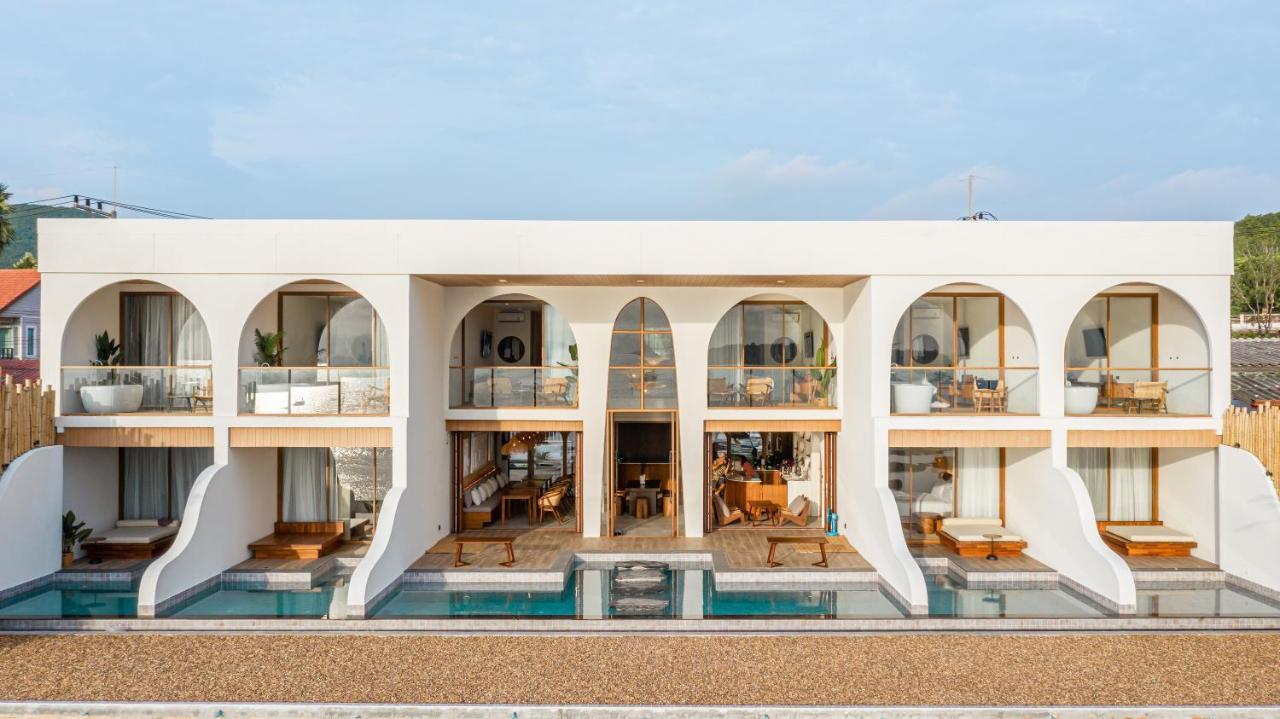 Tasana Bar And Luxury Resort Ko Lan Eksteriør bilde