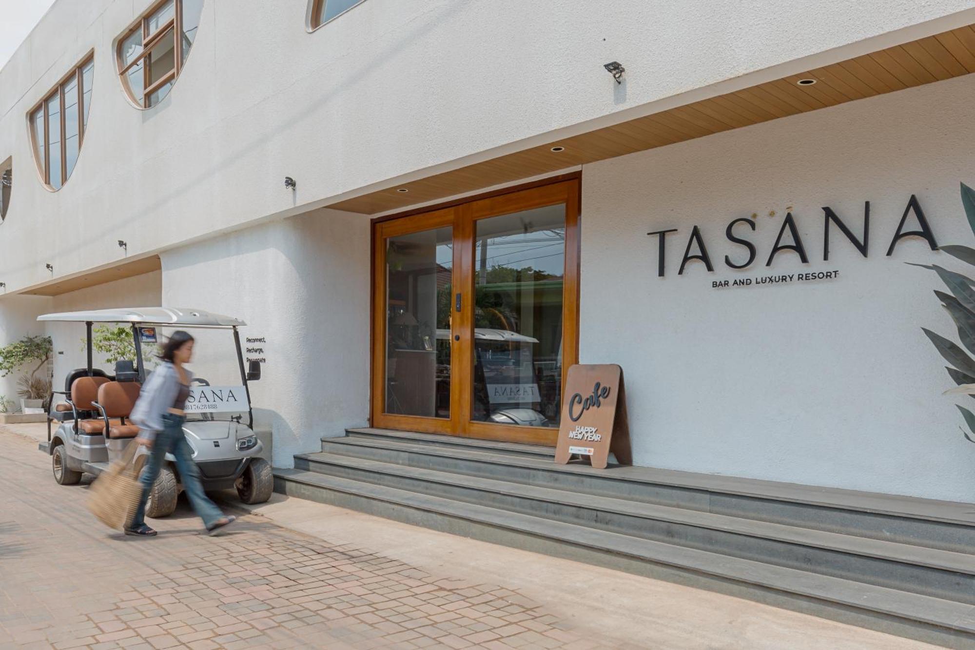 Tasana Bar And Luxury Resort Ko Lan Eksteriør bilde