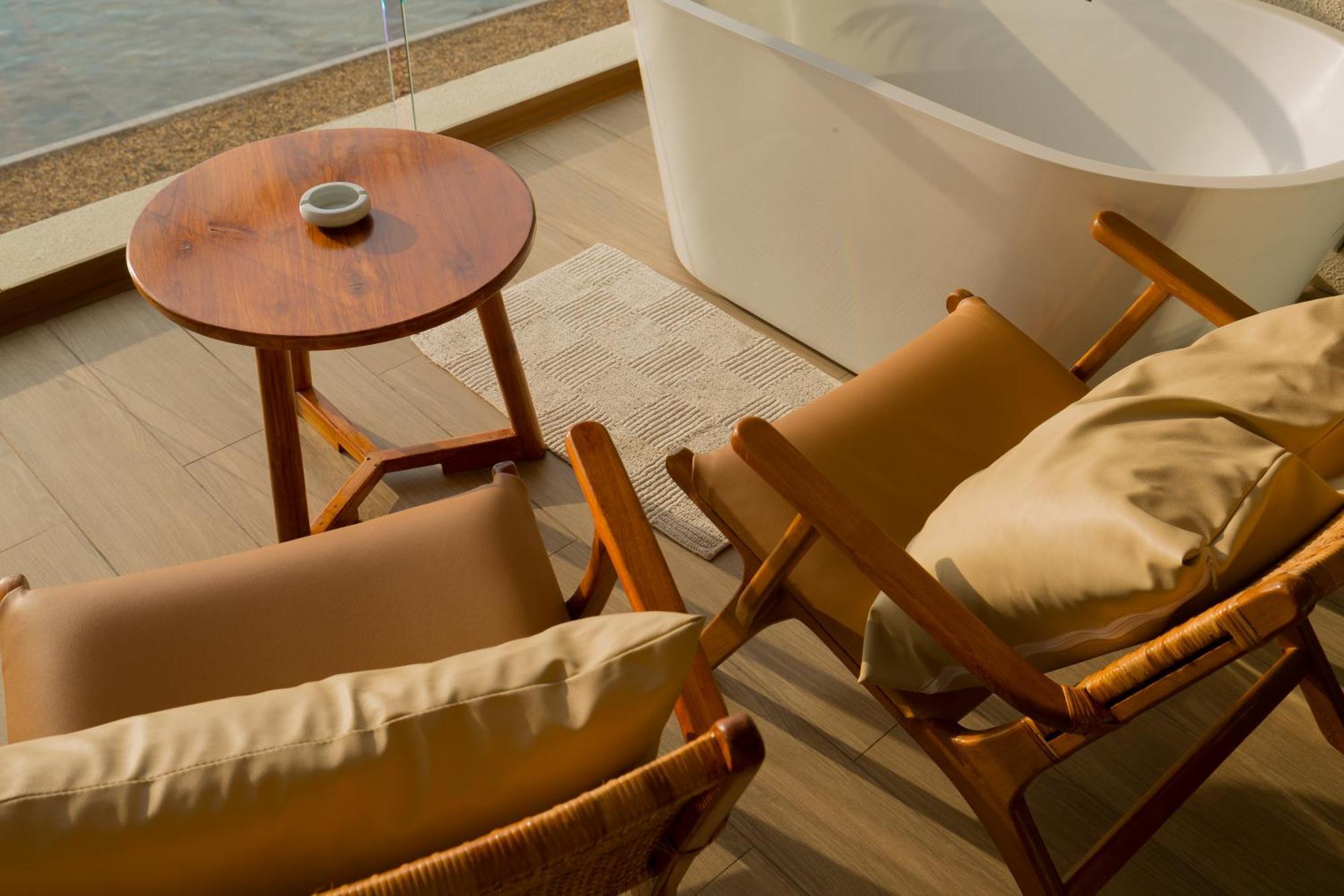Tasana Bar And Luxury Resort Ko Lan Eksteriør bilde